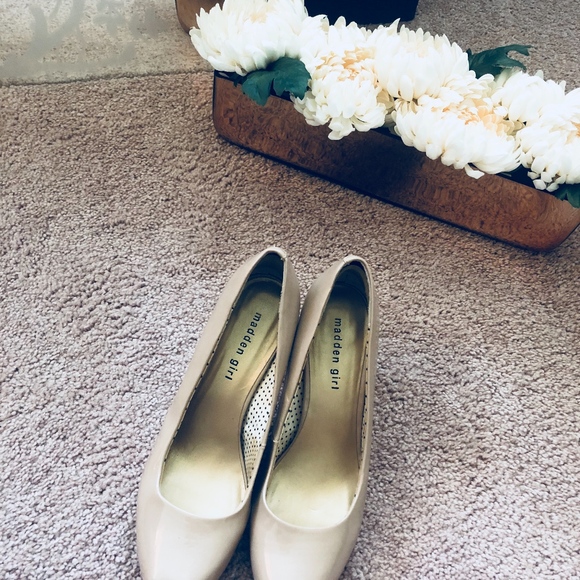 MADDEN GIRL Heels - Picture 6 of 8